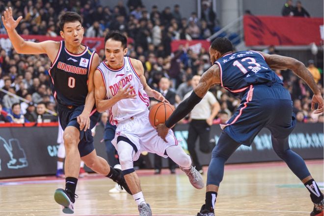 伯明翰城市大胜对手，势不可挡