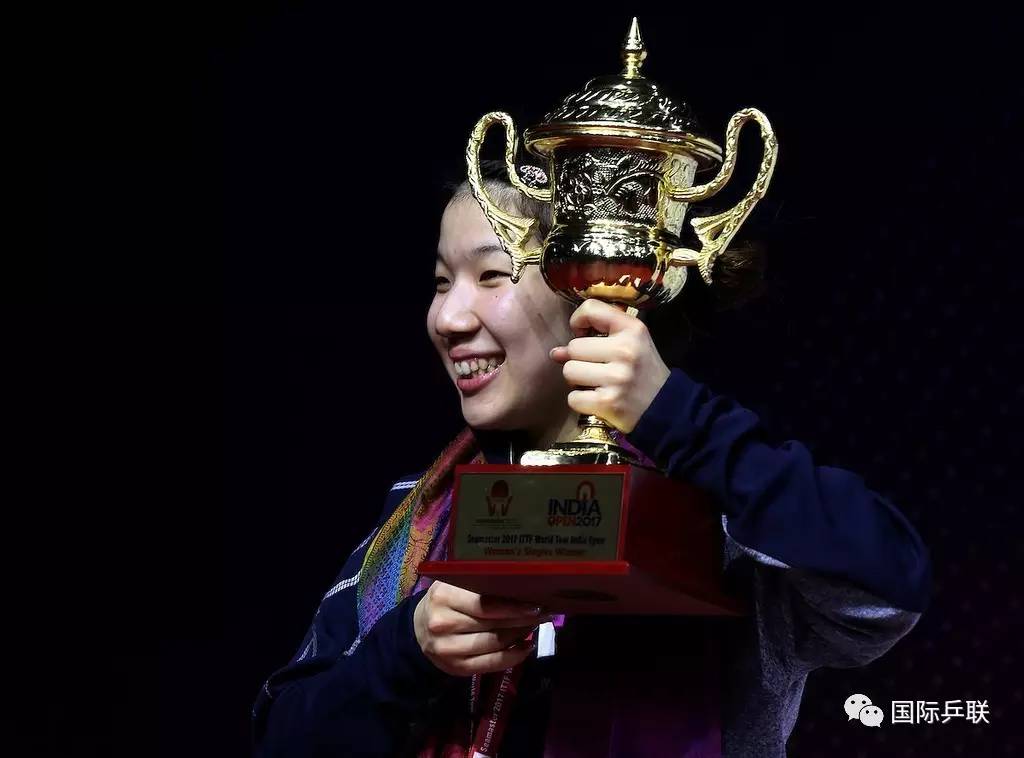 包含德国乒乓球队血洗韩国乒乓球队，奥恰洛夫完成帽子戏法的词条