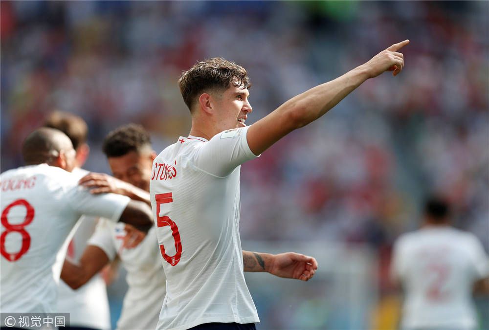 关于热刺客场逆转凯恩大演帽子戏法的信息