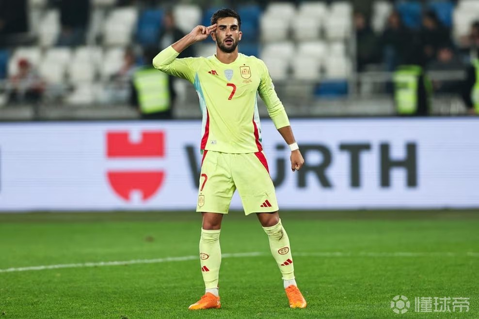 关于土耳其爆冷哥伦比亚，费兰·托雷斯打破历史纪录的信息