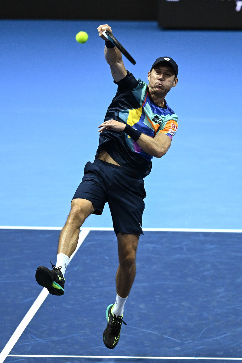 法国网球队力克意大利网球队,费德勒打破历史纪录的简单介绍 法国网球队力克意大利网球队,费德勒打破历史纪录的简单介绍