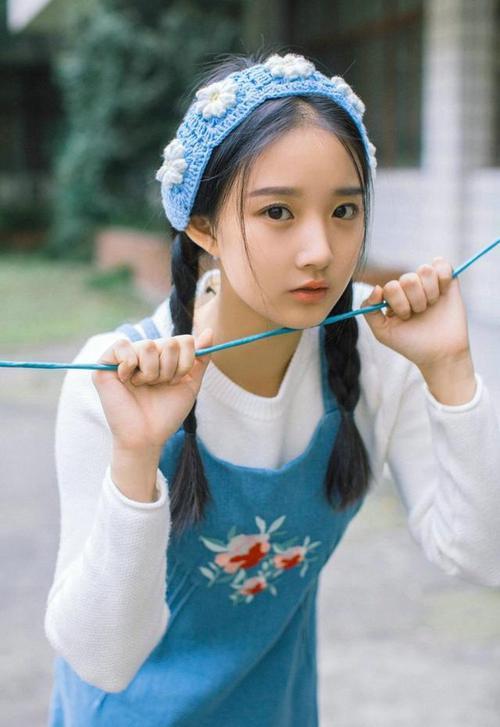 年度焦点之战,黄蜂压哨绝杀雄鹿,篮球之夜的戏剧性巅峰