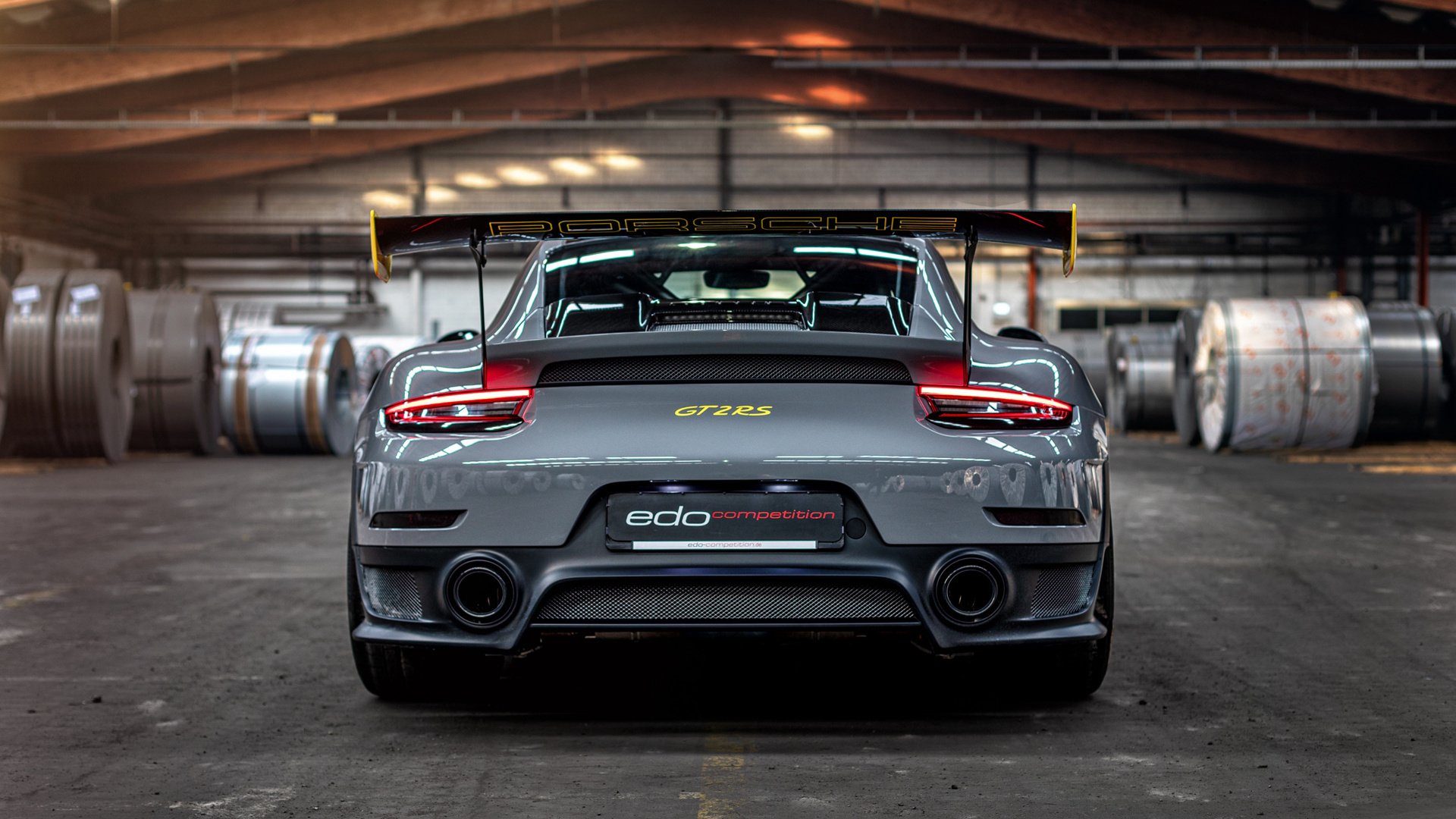 英超争冠之夜,卢卡库让比赛提前失去悬念