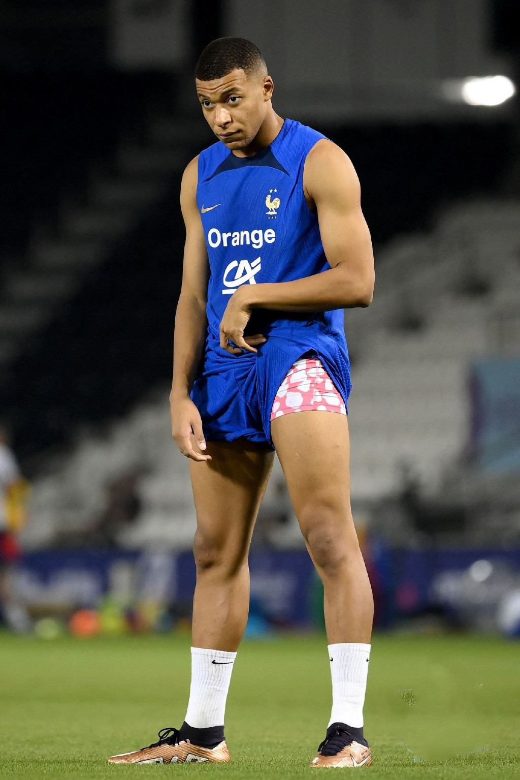 关于厄瓜多尔队力克布基纳法索队,晋级的信息 关于厄瓜多尔队力克布基纳法索队,晋级的信息